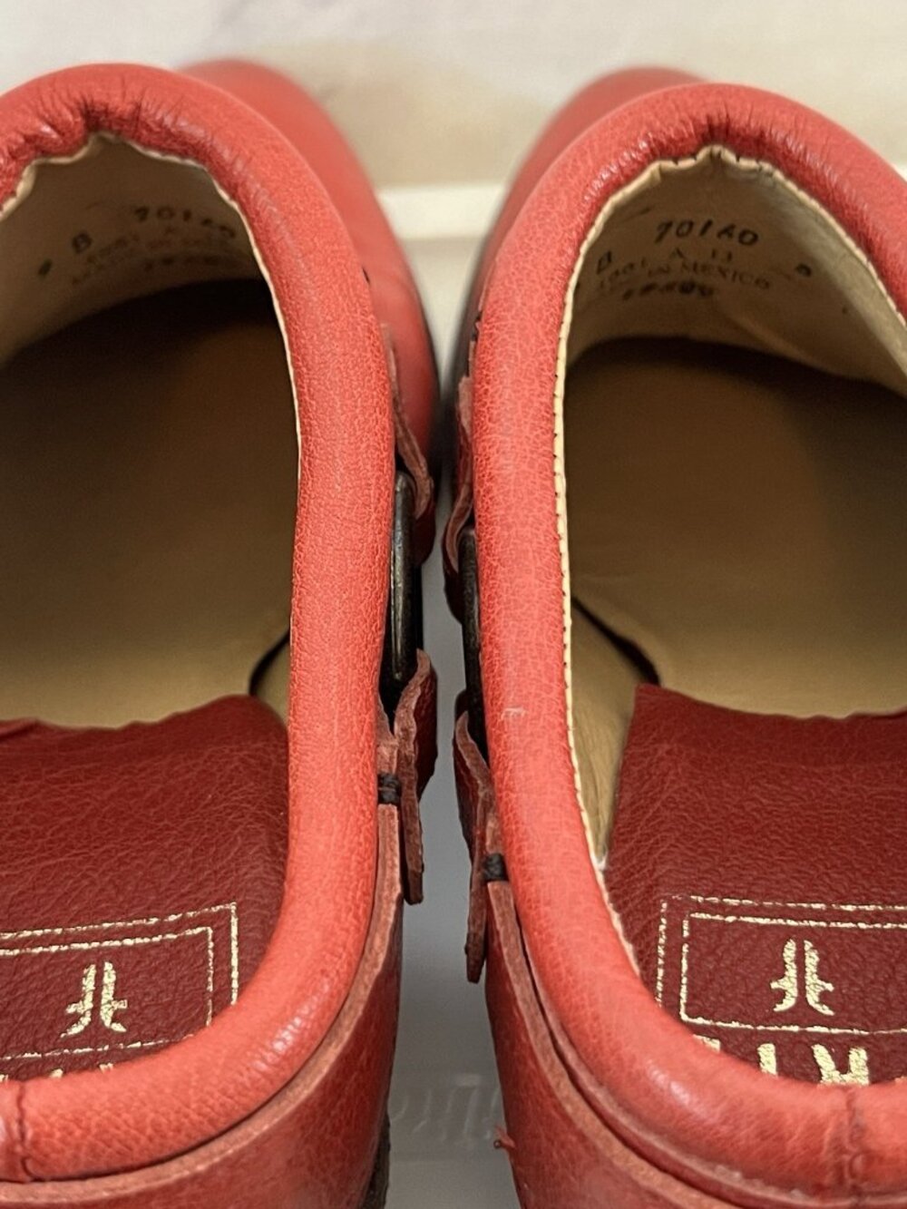 Frye Red Leather Harness Mules 9 Womens Biker Moto Almond Toe Slip On Low Heel - Picture 7 of 11